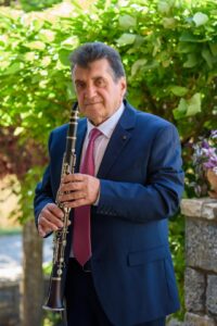 Read more about the article Πέθανε ο Αρκάδας κλαρινίστας Γιώργος Ροζής