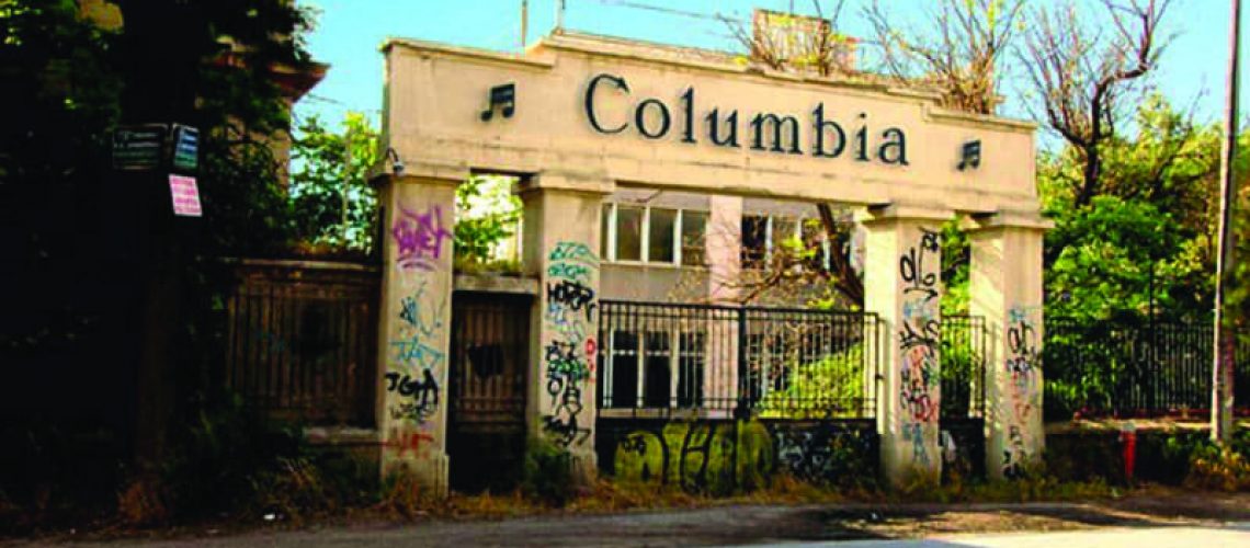 columbia aa
